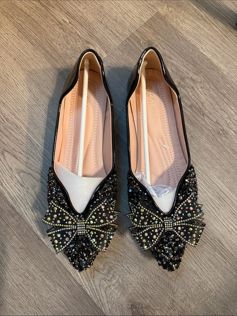 Black Pointed Toe Flats with Rhinestones Crystal Bow *NEW Never Worn Sz.8